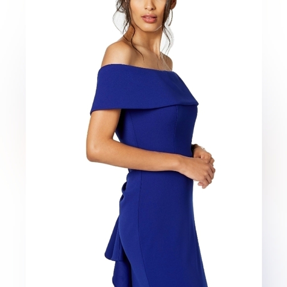 Betsy & Adam Off-the-Shoulder Scuba Mermaid Gown  Dress - Women's - Picture 3 of 13